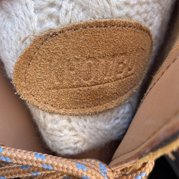 KHOMBU LEATHER MIX / RUBBER LACE UP SNOW / WINTER BOOTS - 9 - NWT ! ❄️ - Picture 7 of 12